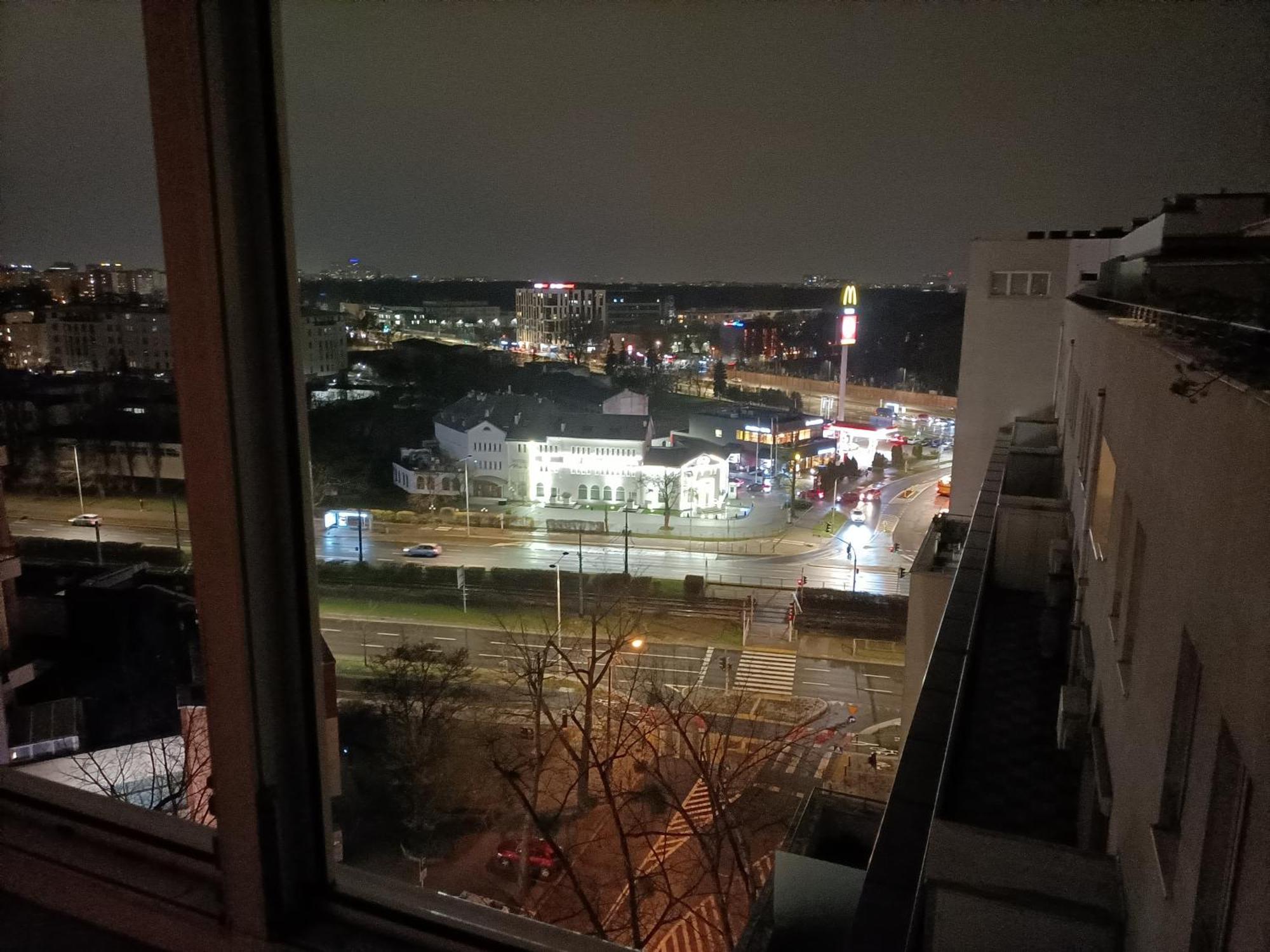 Arkadia Centrum - Pokoje Warszawa Exteriör bild